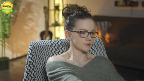 tiffanyriox online show from 03.30.26