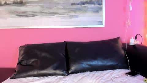 Stefany Suarez online show from 09.20.25