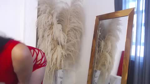 Nia Rossy online show from 03.03.25