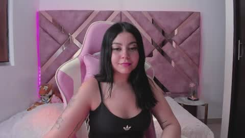 Snapshot of tigerbaby_ chatting on 06.27.26 Ana online show from 06.27.26