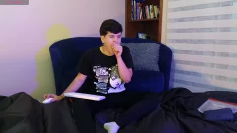 Snapshot of tightncuteass chatting on 05.19.26 Camilo online show from 05.19.26