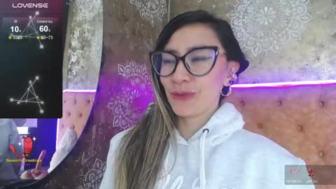 TILA TEQUILA online show from 03.08.25