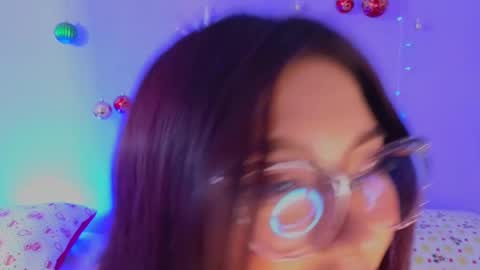 Tila Tequila online show from 01.05.25