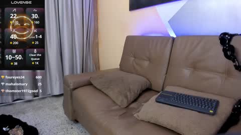Snapshot of tiler_price chatting on 12.21.24 Tyler online show from 12.21.24