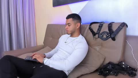 Snapshot of tiler_price chatting on 02.21.25 Tyler online show from 02.21.25