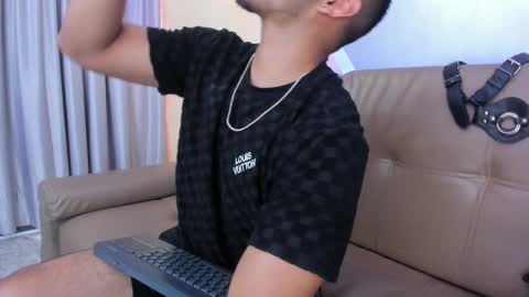 Snapshot of tiler_price chatting on 03.12.25 Tyler online show from 03.12.25