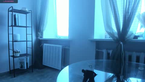 Elizabeth Elize online show from 11.16.25