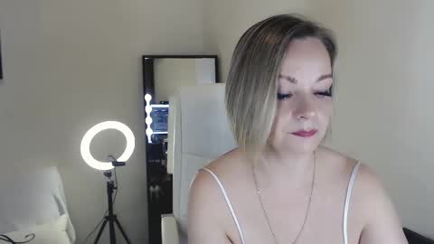 Tilly online show from 02.16.25