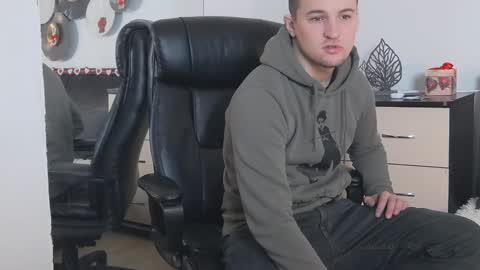 ask me online show from 02.08.25