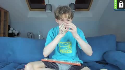 Tim online show from 03.05.25