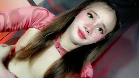 Snapshot of timea_slut69xx chatting on 09.17.25 Happy Birthday To Me online show from 09.17.25