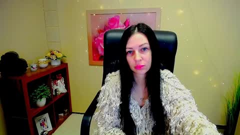 Luisa online show from 01.15.25