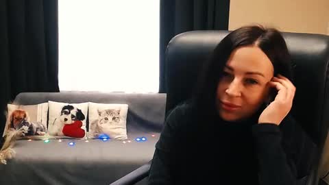 Luisa online show from 10.09.25