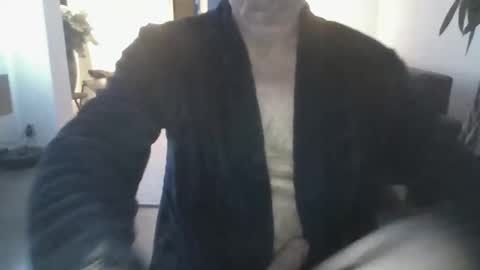 Snapshot of times20 chatting on 10.24.25 times20 online show from 10.24.25