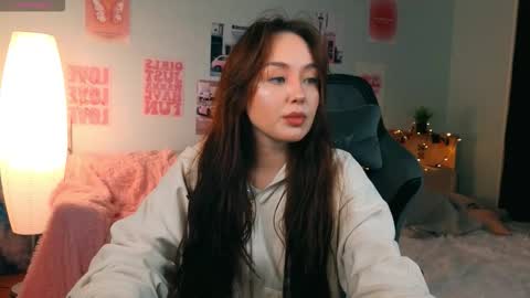 Mia online show from 01.11.26