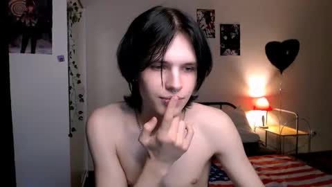 Snapshot of timi_moon chatting on 09.20.25 timi_moon online show from 09.20.25