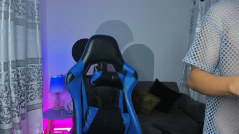 timi  jones online show from 02.01.25