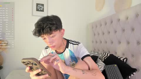 Timothy 21 years old online show from 01.26.25