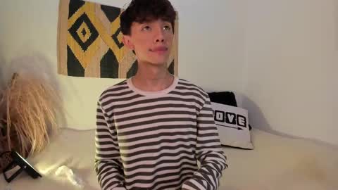 Timothy 21 years old online show from 02.22.25