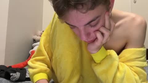 Snapshot of timveret chatting on 01.27.25 Wizard online show from 01.27.25