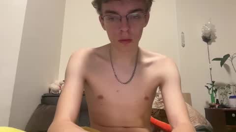 Snapshot of timveret chatting on 03.11.25 Wizard online show from 03.11.25