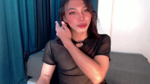 Snapshot of tina_allure chatting on 01.06.25 Tina online show from 01.06.25