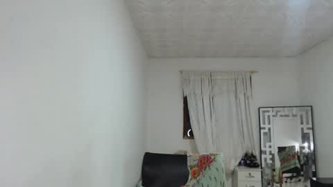 Snapshot of tina_cutexx chatting on 12.14.24 tina cutexx online show from 12.14.24