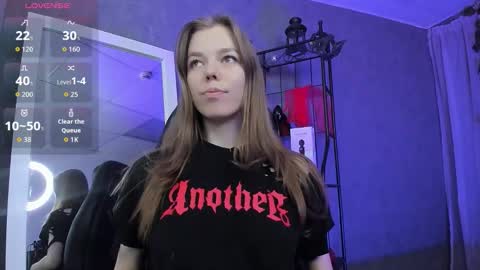 Snapshot of tina_tayllor chatting on 10.29.25 Tina Tayllor MY SHEDULEMondayTuesdaySaturdaySunday online show from 10.29.25