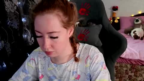 Snapshot of tinabrook chatting on 02.16.26 Tina online show from 02.16.26