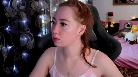 Snapshot of tinabrook chatting on 02.18.26 Tina online show from 02.18.26