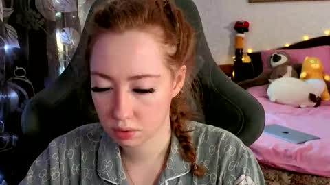 Snapshot of tinabrook chatting on 02.20.26 Tina online show from 02.20.26