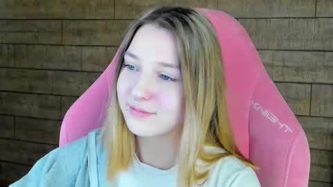 TinaBurton online show from 03.15.26