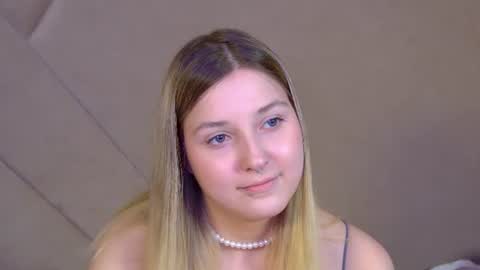 Snapshot of tinaburton chatting on 07.08.26 TinaBurton online show from 07.08.26