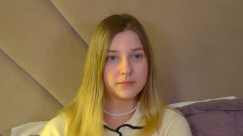 Snapshot of tinaburton chatting on 07.14.26 TinaBurton online show from 07.14.26