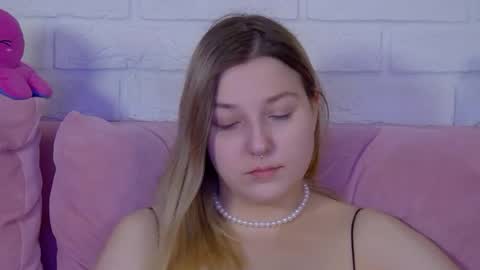 Snapshot of tinaburton chatting on 07.16.26 TinaBurton online show from 07.16.26