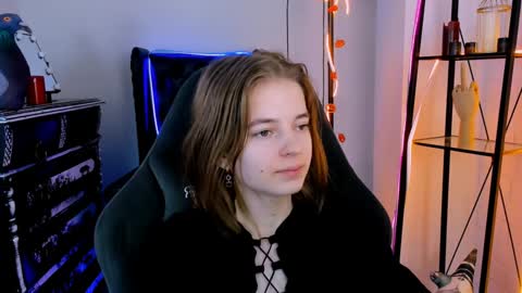 Tina Davil online show from 12.03.24