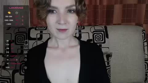 Snapshot of tinawincee chatting on 06.26.26 Tina online show from 06.26.26