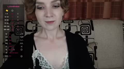 Snapshot of tinawincee chatting on 06.27.26 Tina online show from 06.27.26
