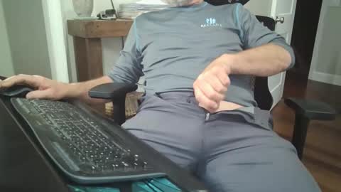 Snapshot of tincup430 chatting on 04.16.26 5 day load on deck online show from 04.16.26