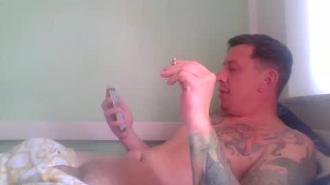 Snapshot of tinizzle86 chatting on 05.21.26 tinizzle86 online show from 05.21.26