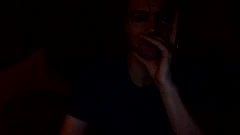 Snapshot of tinkerboytomek chatting on 04.12.26 Tomek online show from 04.12.26