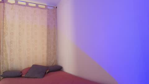 Snapshot of tinny_and_candy chatting on 02.08.26 TINNY AND CANDY online show from 02.08.26