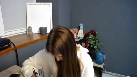 Gloria online show from 02.28.25