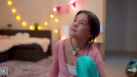 Lyssa     online show from 12.02.24