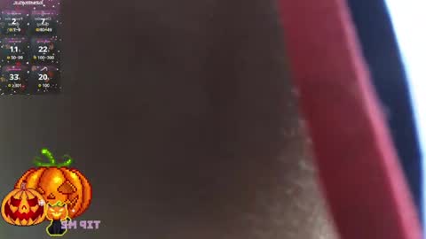 tiny_vixen_ online show from 10.28.25