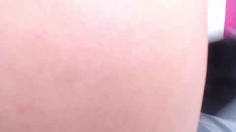 tiny_whore18 online show from 01.07.25