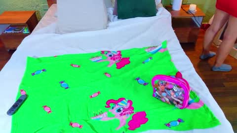 tiny_whore18 online show from 04.04.26