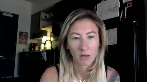 tinyandtatted420 online show from 10.26.25