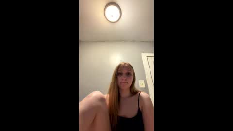 Snapshot of tinyblondebarbie chatting on 06.03.26 tinyblondebarbie online show from 06.03.26