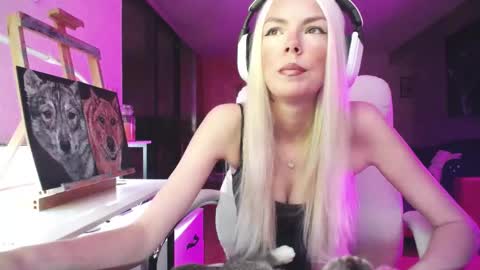 stage Kylie Sinner  brand CLITBAIT online show from 10.16.25